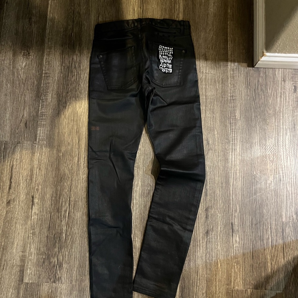 Ksubi Men’s Black Skinny Jeans with Graphic Detail